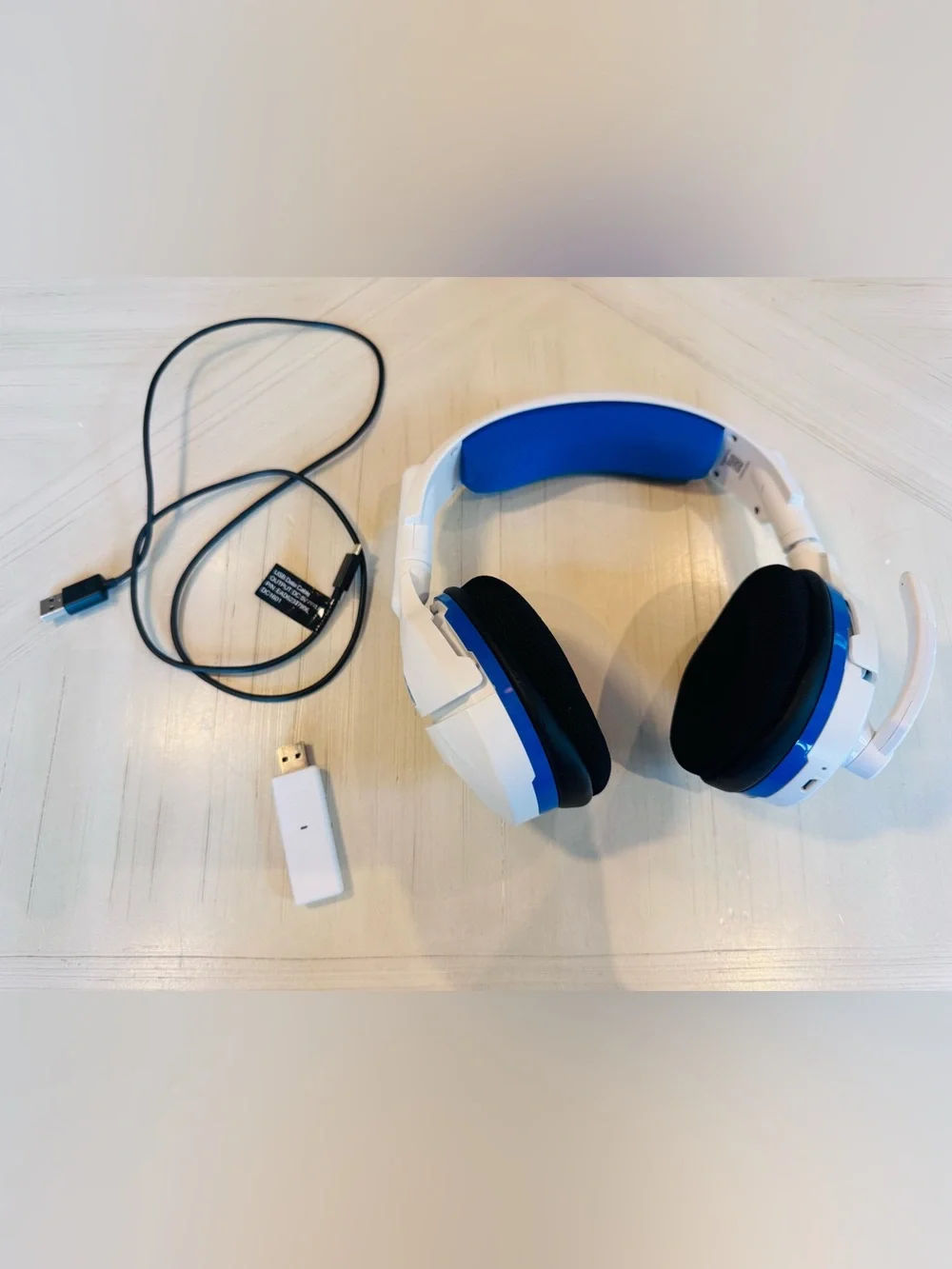 Turtle Beach Stealth 600 Wireless Gaming Headset White for PS5 & PS4 - Like New!